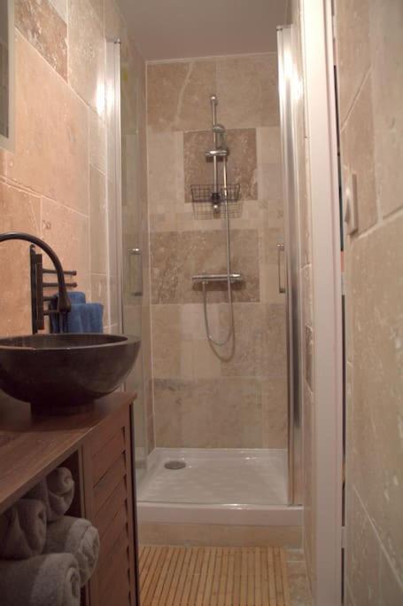 Logement Cosy - Proche Du Prado بورج المظهر الخارجي الصورة